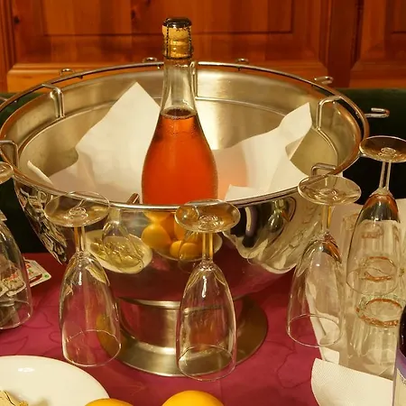 Zum Goldenen Engel - Fam. Ehrenreich Hotell