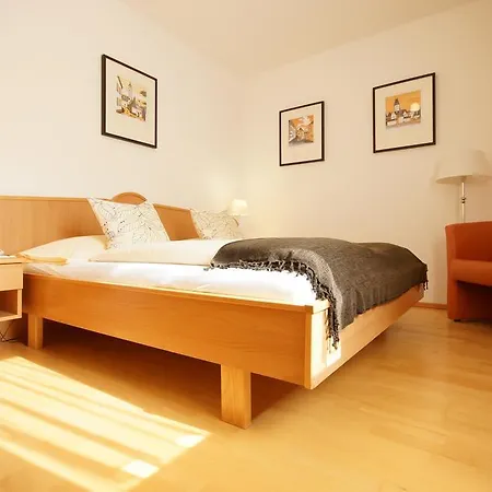 Hotel Zum Goldenen Engel - Fam. Ehrenreich 3*