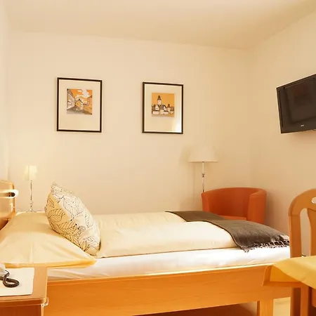 Zum Goldenen Engel - Fam. Ehrenreich 3*