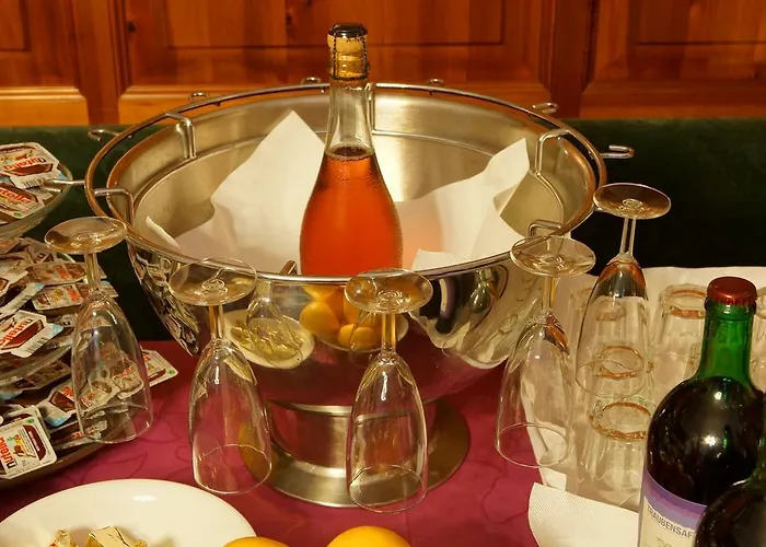 Zum Goldenen Engel - Fam. Ehrenreich Hotel